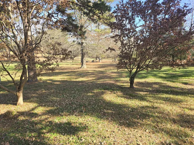 $525,000 | 491 Hillview Drive, Lawrenceburg, TN 38464