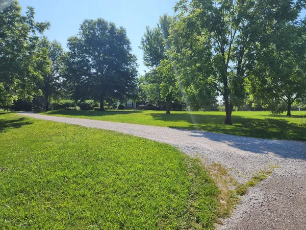 $490,000 | 491 Hillview Drive, Lawrenceburg, TN 38464