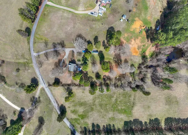 $490,000 | 491 Hillview Drive, Lawrenceburg, TN 38464