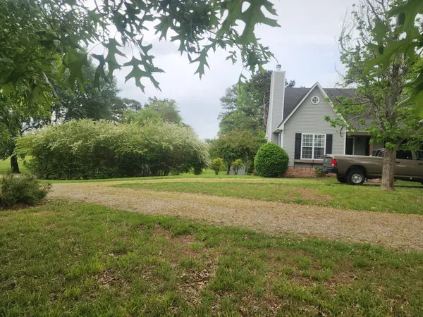 $490,000 | 491 Hillview Drive, Lawrenceburg, TN 38464