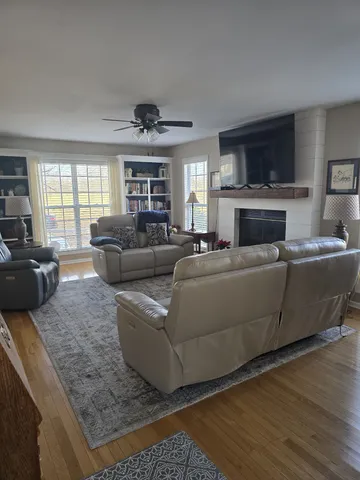 $525,000 | 491 Hillview Drive, Lawrenceburg, TN 38464