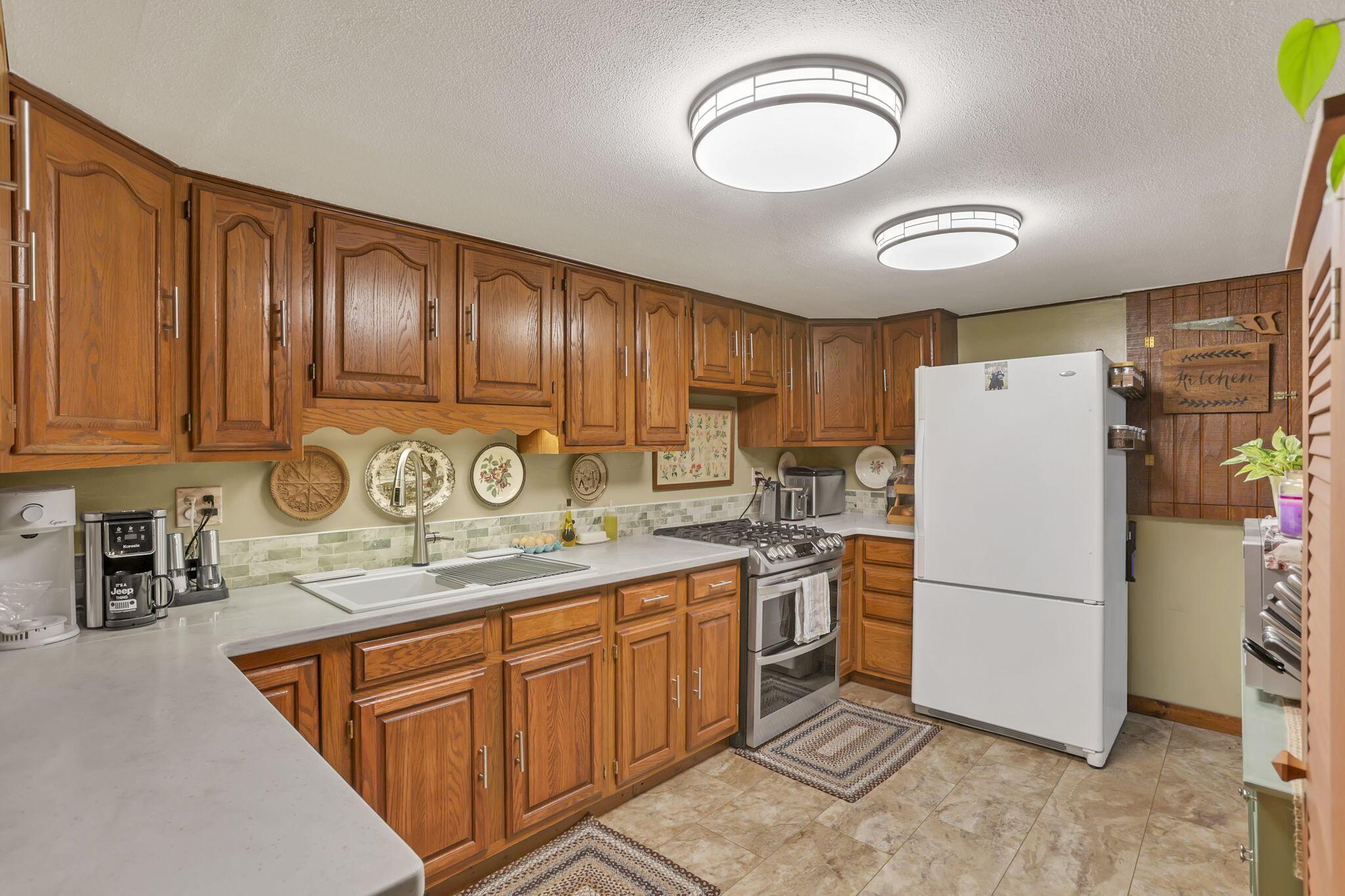 8080 Clearport Road Southwest Lancaster, OH 43130 - Photo 14 of 73