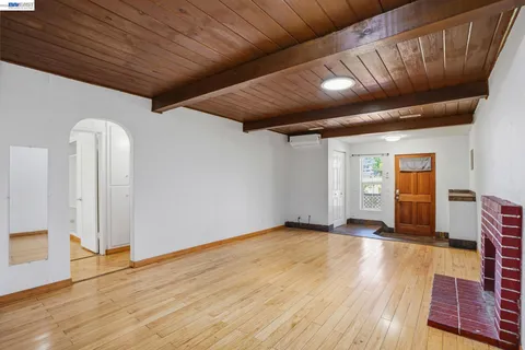 $948,000 | 2102 Overhill Road, Concord, CA 94520