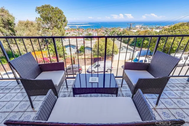 $969,000 | 711 West 33rd Street, Unit 9, San Pedro, CA 90731