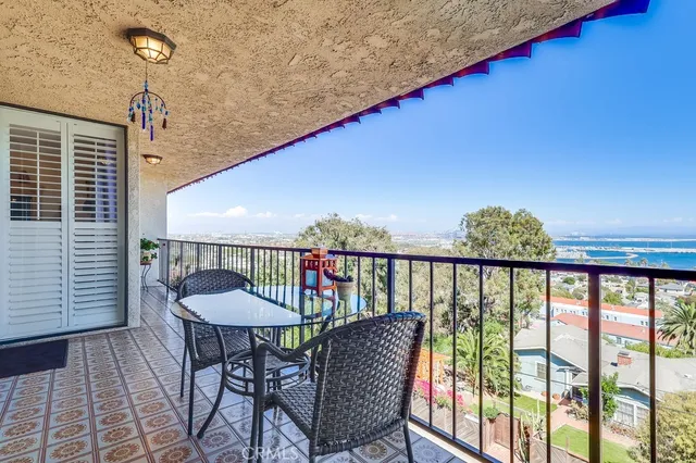 $969,000 | 711 West 33rd Street, Unit 9, San Pedro, CA 90731