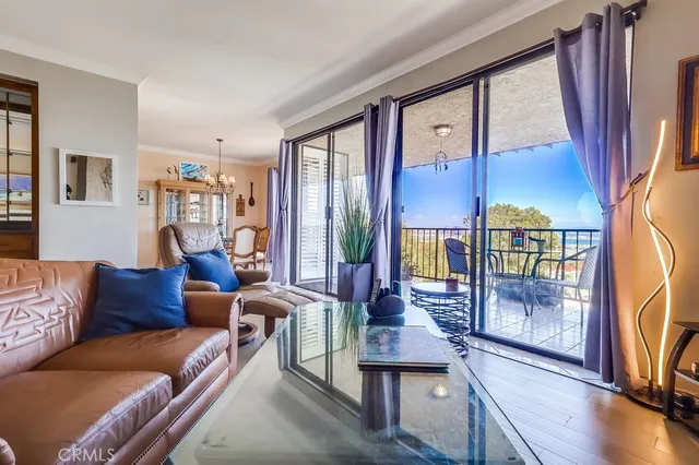 $969,000 | 711 West 33rd Street, Unit 9, San Pedro, CA 90731