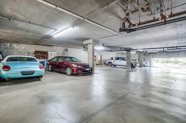 $969,000 | 711 West 33rd Street, Unit 9, San Pedro, CA 90731