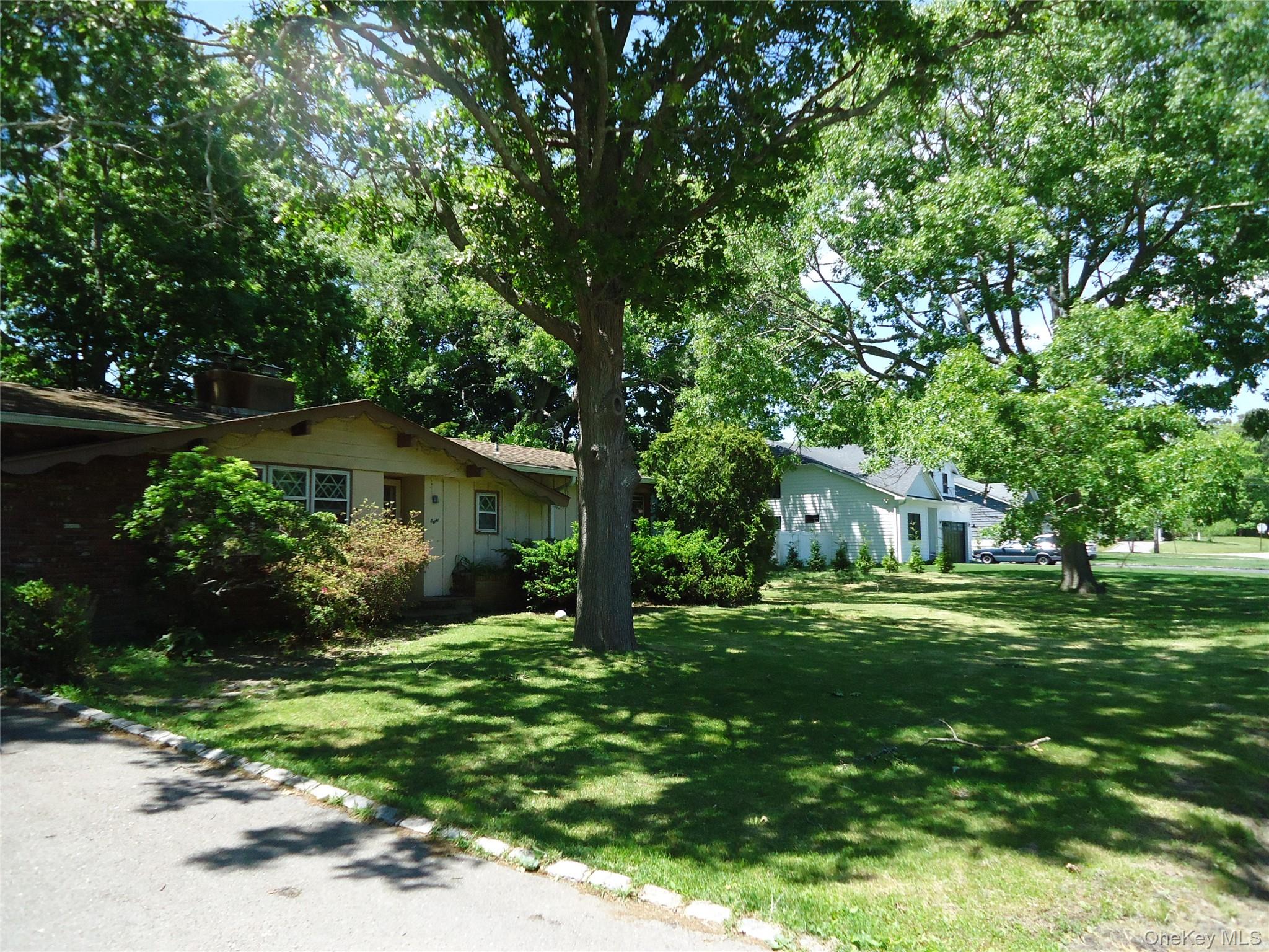 8 Graham Road Hampton Bays, NY 11946 - Photo 2 of 5