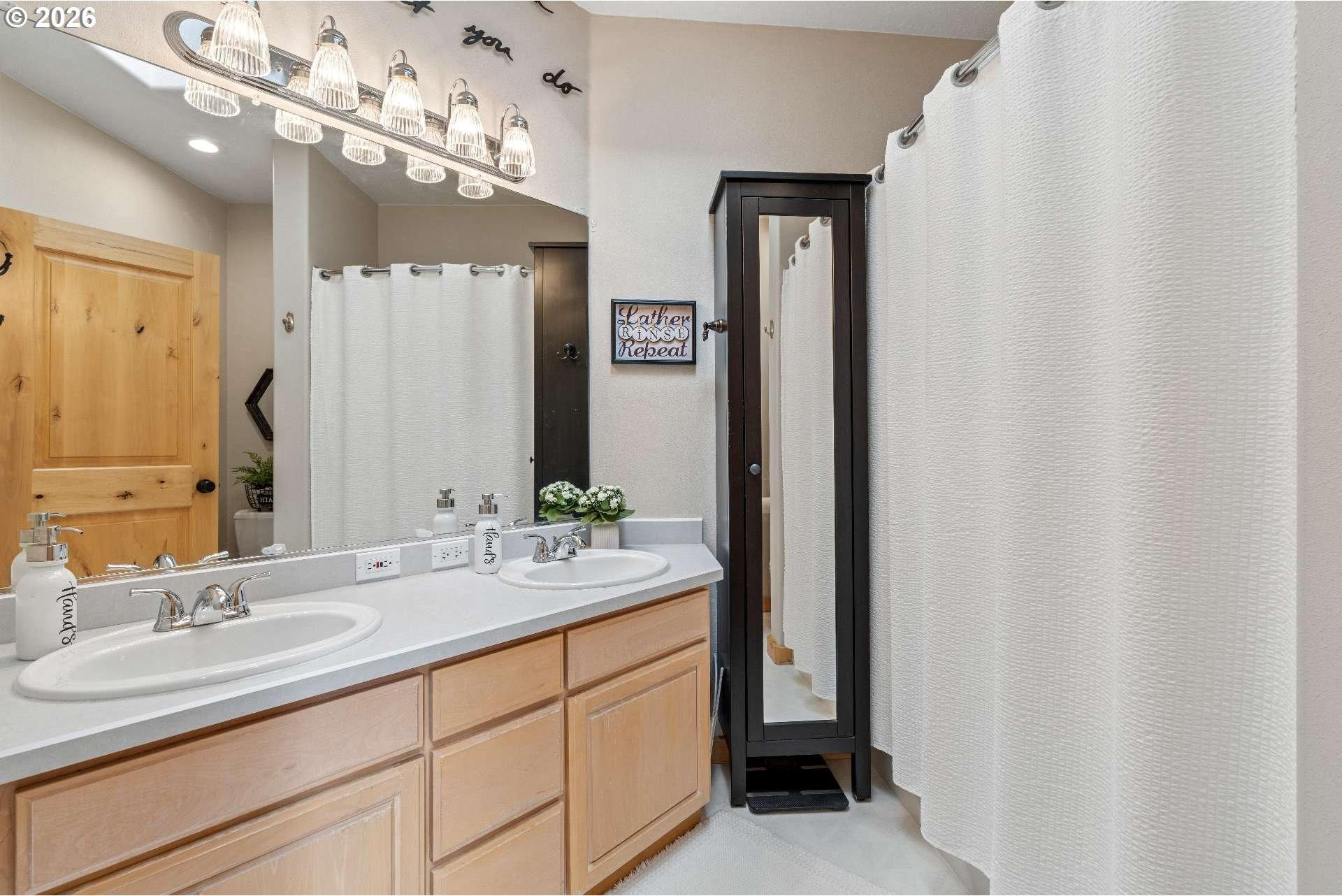 14660 Northwest Pioneer Road Beaverton, OR 97006 - Photo 25 of 34 Gallery Image 25