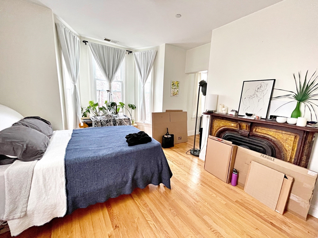 250 Webster Street, Unit 2 Boston, MA 02128 - Photo 6 of 12