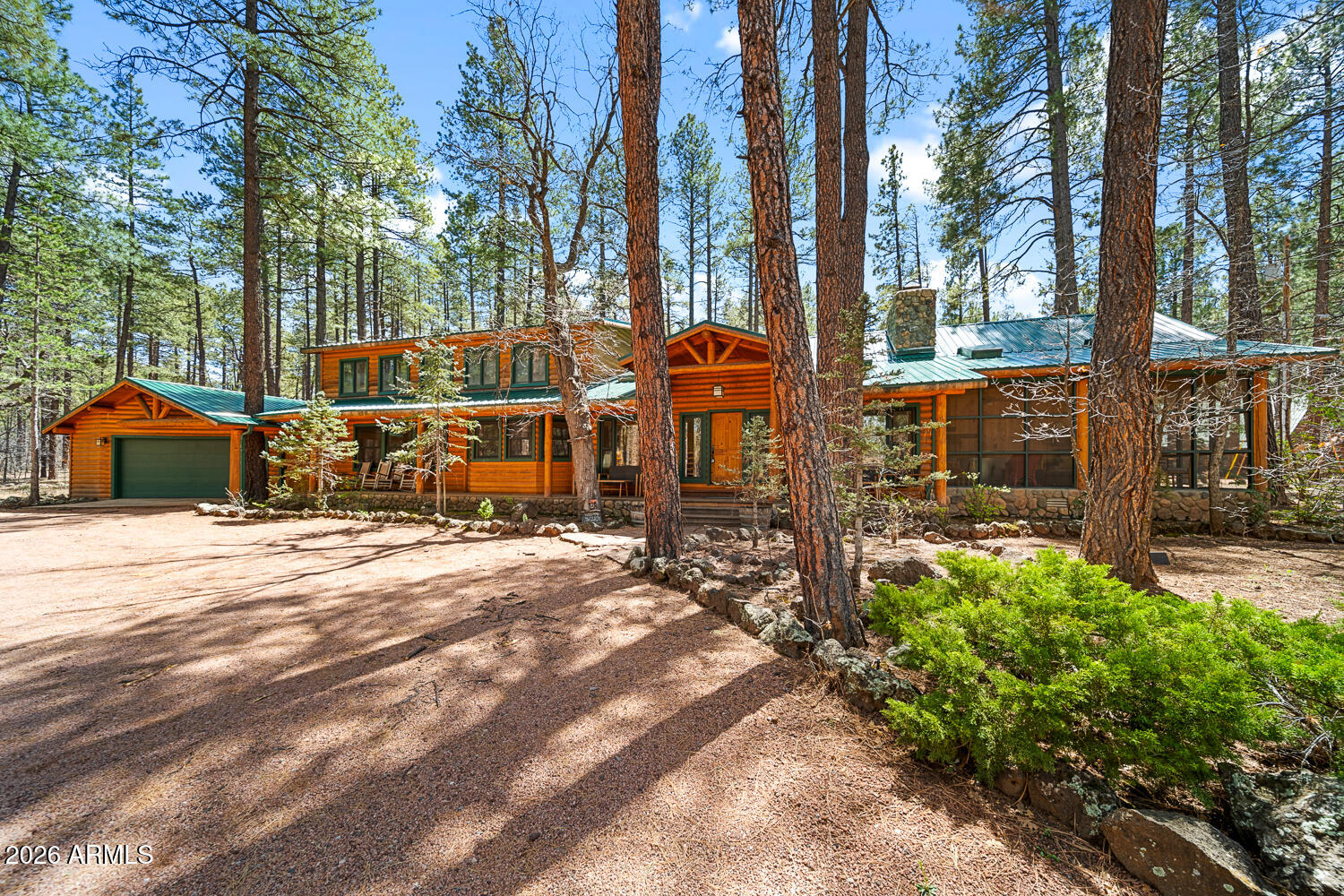 2539 Butterfly Lane Pinetop, AZ 85935 - Photo 2 of 61 a view of a street with sitting area