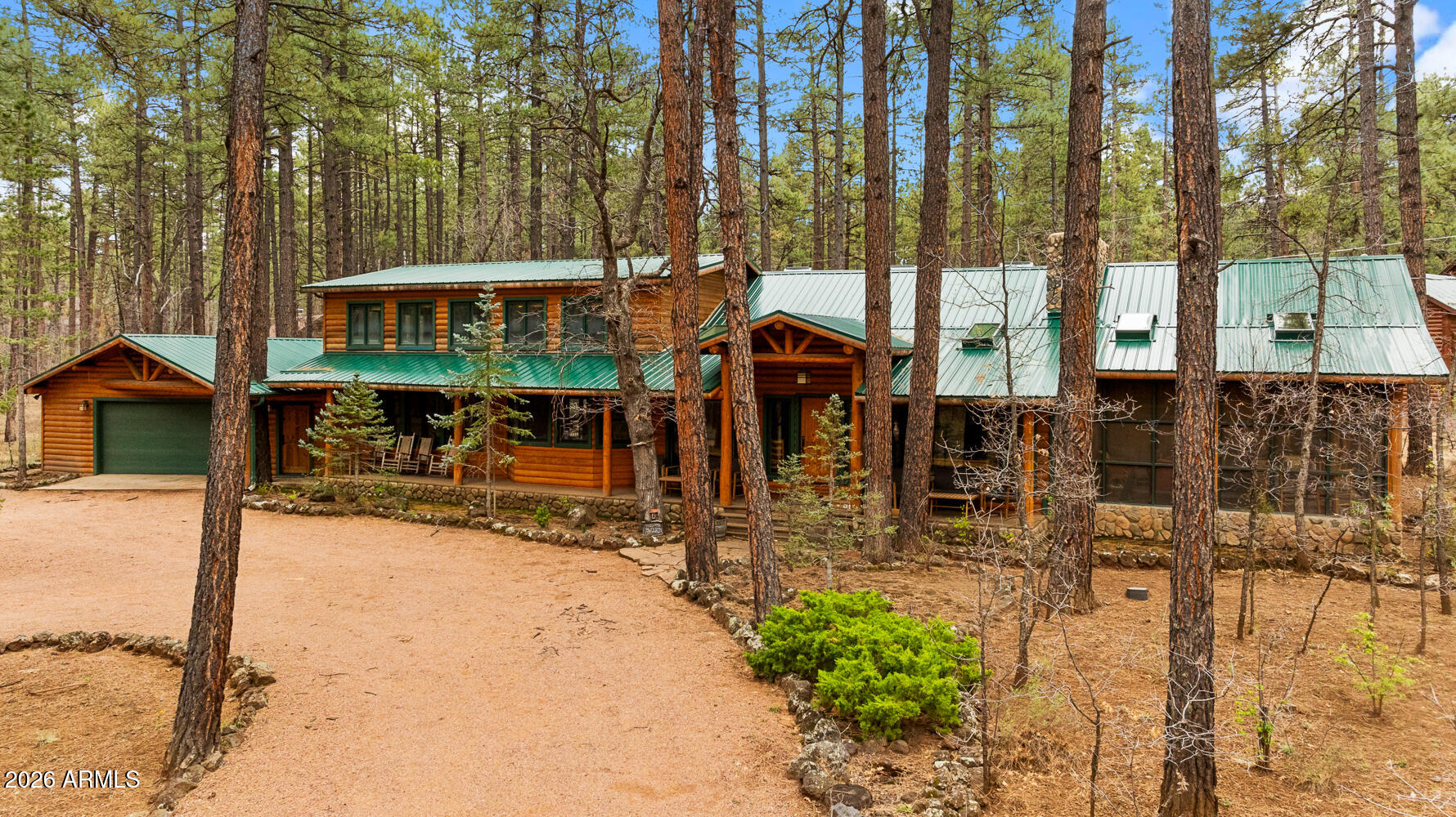 2539 Butterfly Lane Pinetop, AZ 85935 - Photo 4 of 61 an outdoor space with lots of water fountain