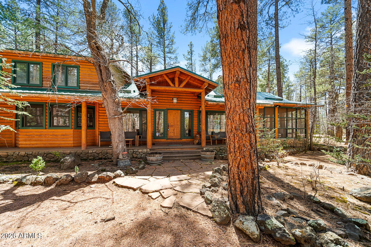2539 Butterfly Lane Pinetop, AZ 85935 - Photo 5 of 61 a view of a entrance gate of a house