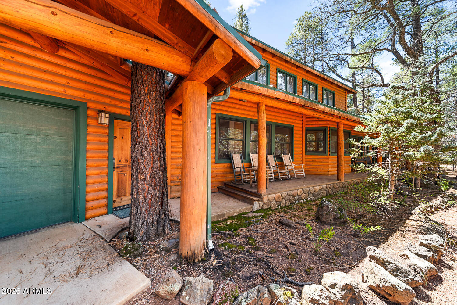 2539 Butterfly Lane Pinetop, AZ 85935 - Photo 9 of 61 a front view of a house
