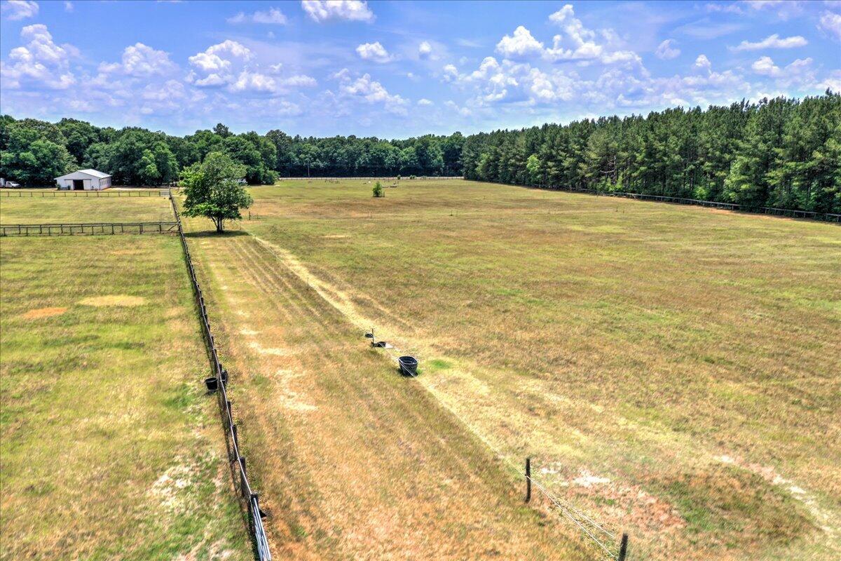 1869 Surrey Race Road Springfield, SC 29146 - Photo 12 of 33