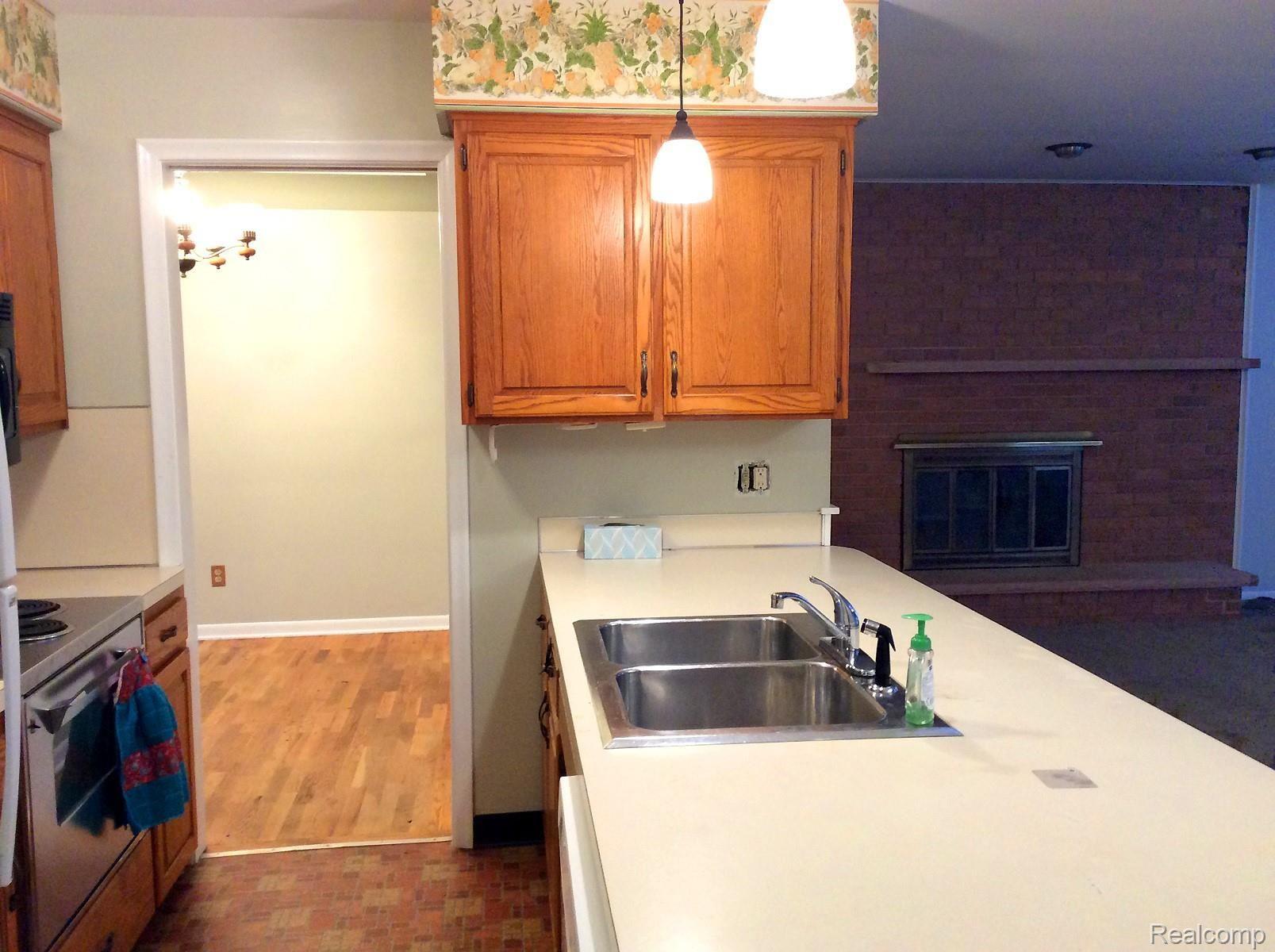 KITCHEN2.jpg