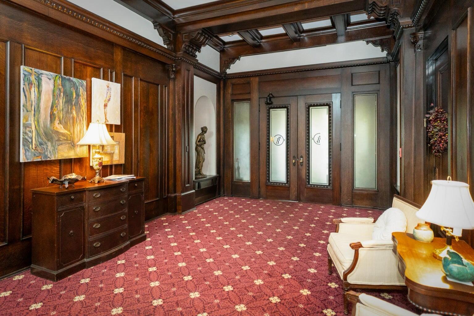 900 Vine Street, Unit 8 Chattanooga, TN 37403 - Photo 9 of 79 Image 2
