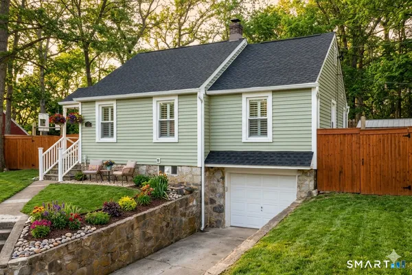 $275,000 | 245 Mill Plain Avenue, Waterbury, CT 06705