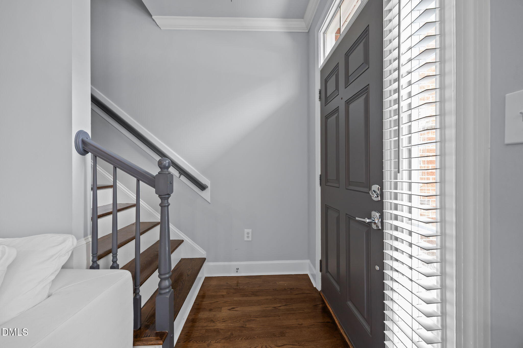 132 Ashton Hall Lane Raleigh, NC 27609 - Photo 14 of 24 Living Areas