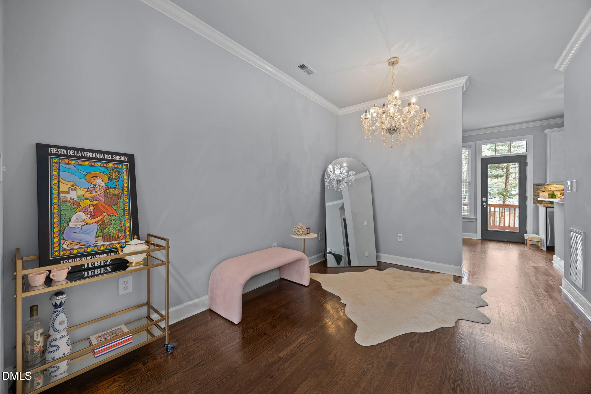 132 Ashton Hall Lane Raleigh, NC 27609 - Photo 5 of 24 Living Areas