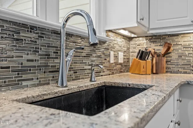 $2,700 | 132 Ashton Hall Lane, Raleigh, NC 27609