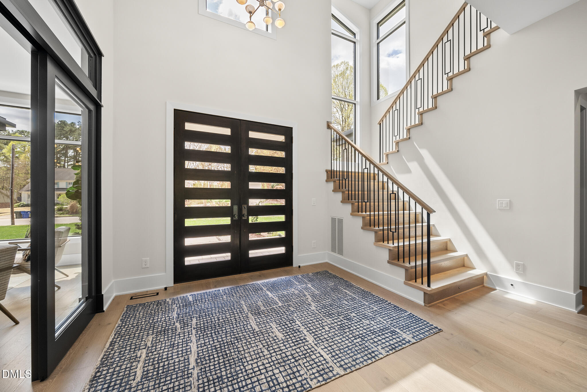 1925 Hunting Ridge Road Raleigh, NC 27615 - Photo 3 of 71 DSC02572