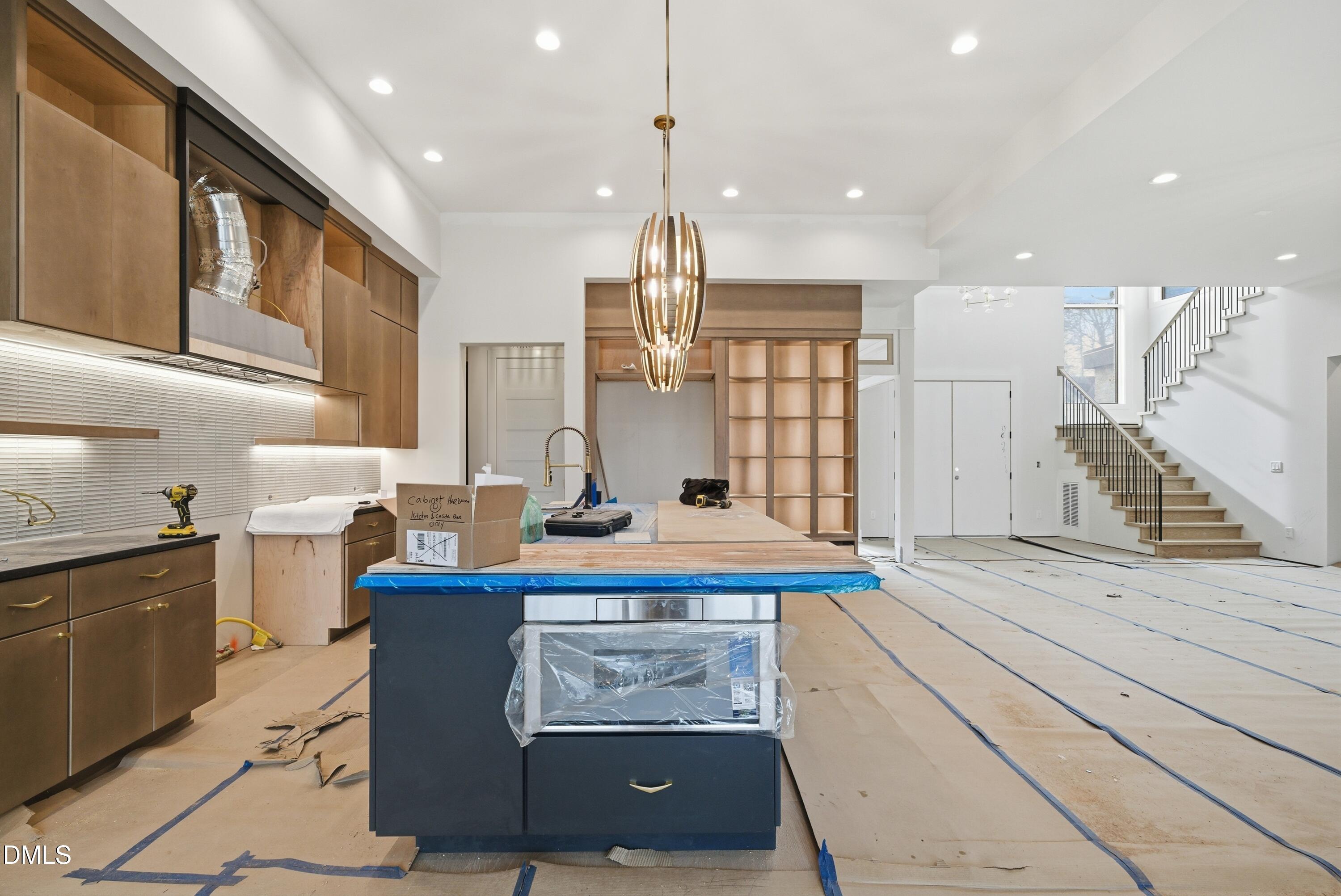 1925 Hunting Ridge Road Raleigh, NC 27615 - Photo 5 of 56 DSC03583