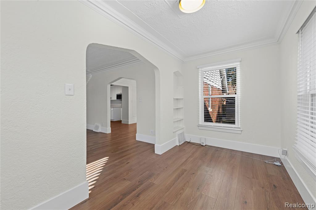 14010 Rutherford Street Detroit, MI 48227 - Photo 5 of 45 Gallery Image 5