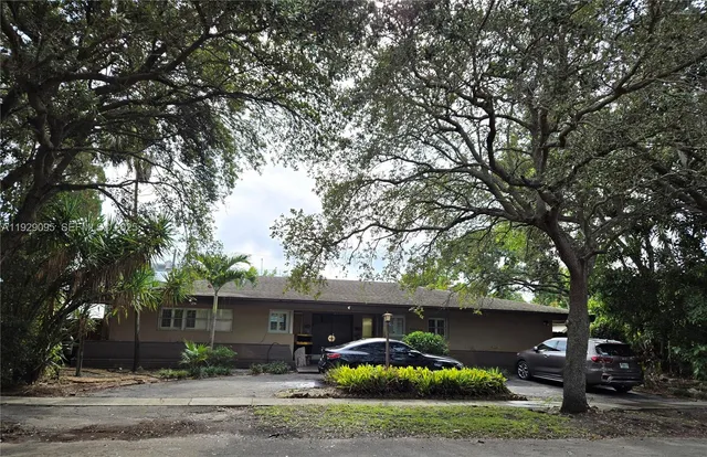 $799,000 | Windward, North Miami Beach, FL 33162