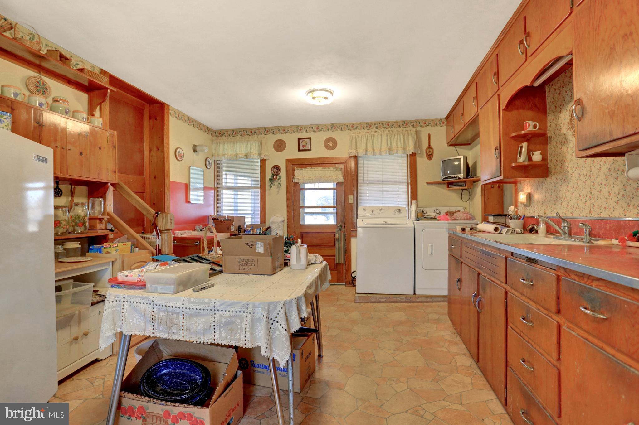 425 Hilltown Road Gettysburg, PA 17325 - Photo 20 of 47 Gallery Image 20