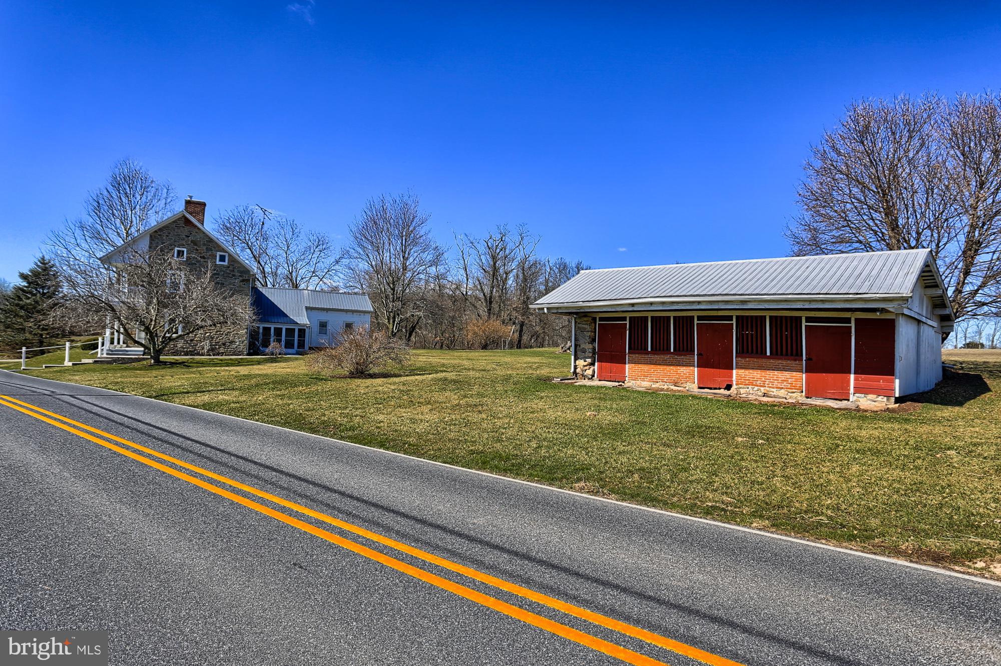 425 Hilltown Road Gettysburg, PA 17325 - Photo 8 of 47 Gallery Image 8