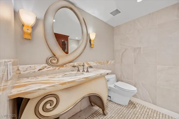 $10,000 | 3111 Bel Air Drive, Unit 28C, Las Vegas, NV 89109