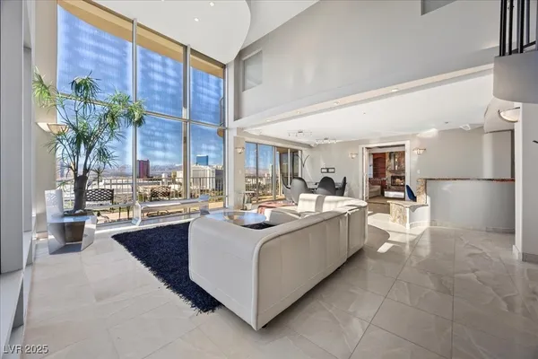 $10,000 | 3111 Bel Air Drive, Unit 28C, Las Vegas, NV 89109