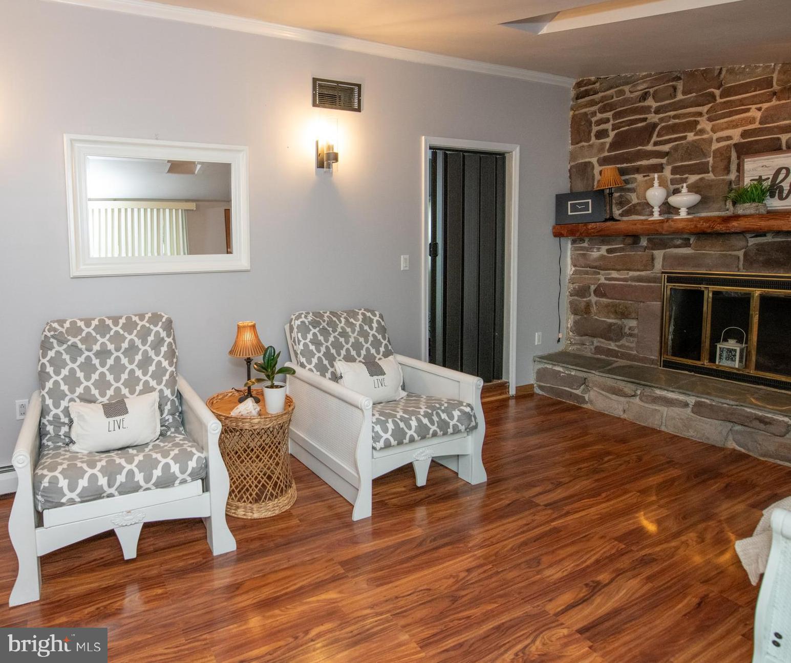 11013 Stevens Road Philadelphia, PA 19116 - Photo 17 of 42 Gallery Image 17