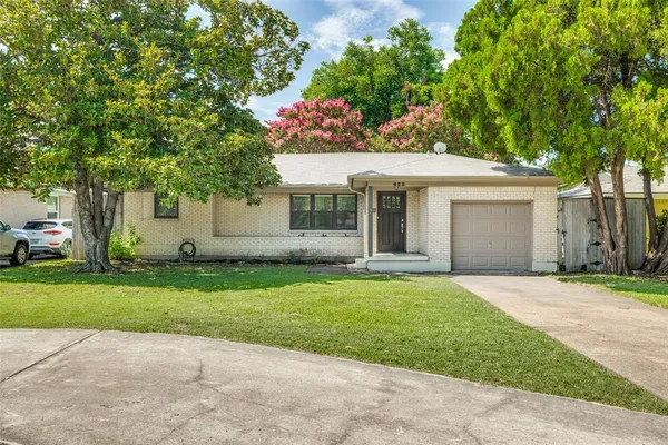 $2,450 | 623 West Belt Line Road, Richardson, TX 75080