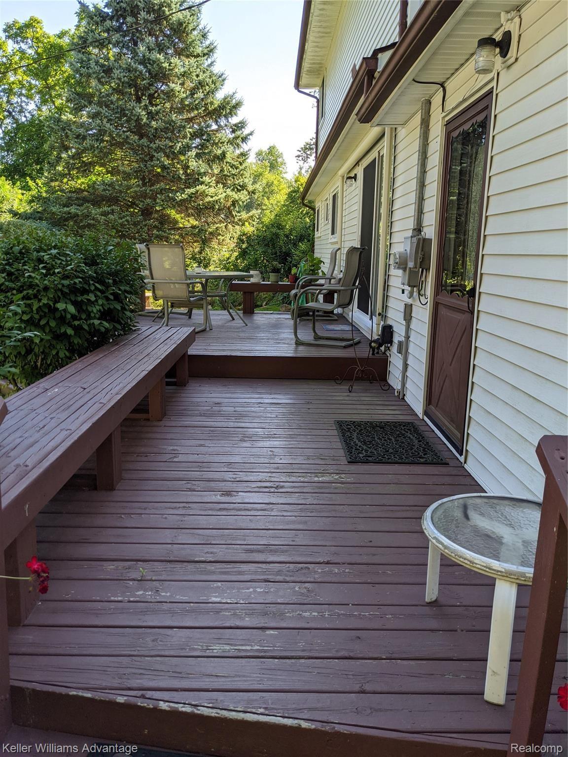 38360 Judd Road Belleville, MI 48111 - Photo 19 of 26 Rear Deck / entry