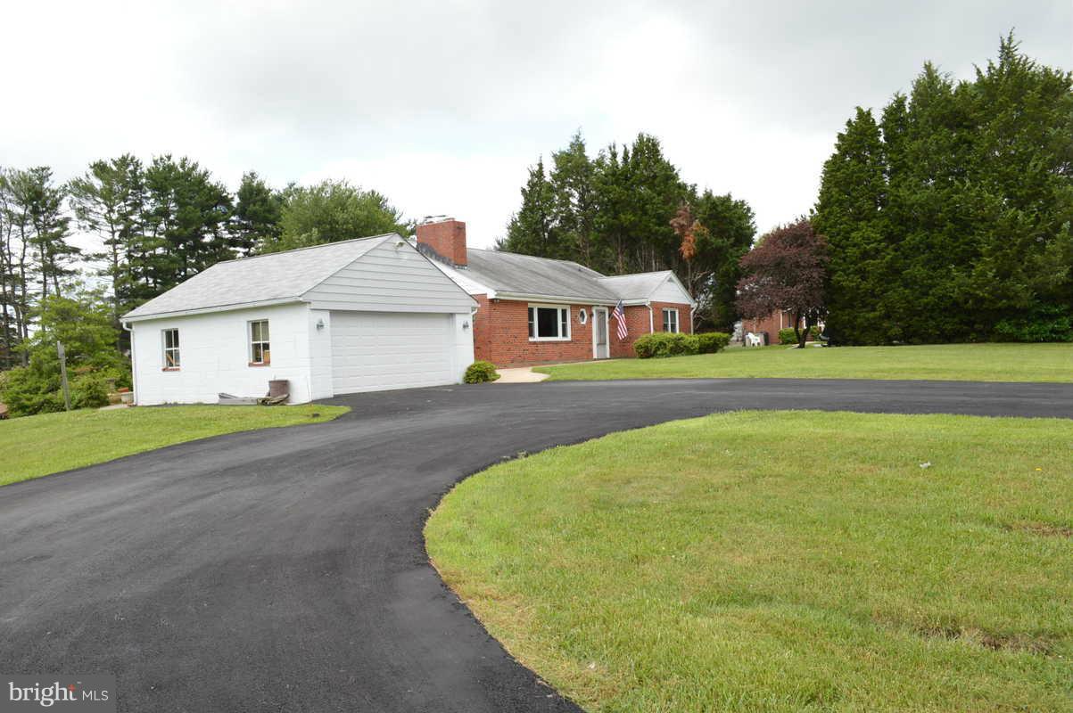5896 Montgomery Road Elkridge, MD 21075 - Photo 17 of 26 Exterior (Front)