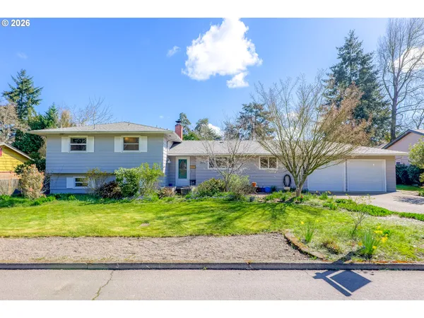 $470,000 | 355 Stadium Drive South, Monmouth, OR 97361