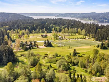 $955,000 | 11837 Venice Loop Northeast, Bainbridge Island, WA 98110