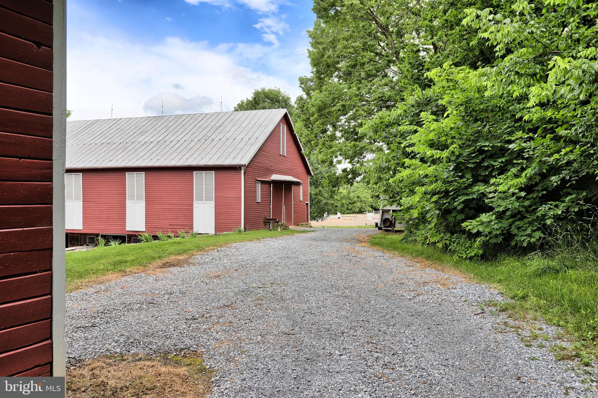 1446 Lutztown Road Boiling Springs, PA 17007 - Photo 18 of 104 Gallery Image 18