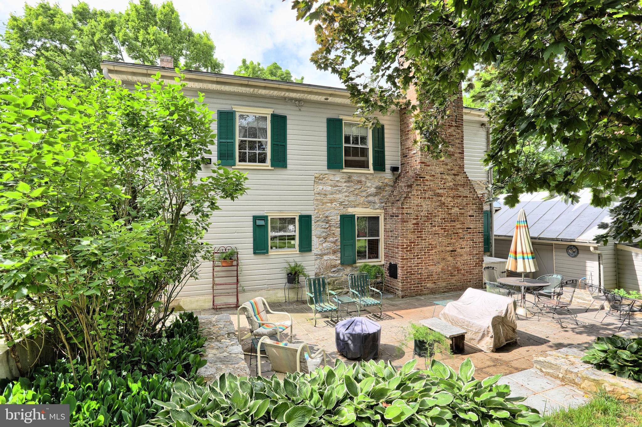 1446 Lutztown Road Boiling Springs, PA 17007 - Photo 3 of 104 Gallery Image 3