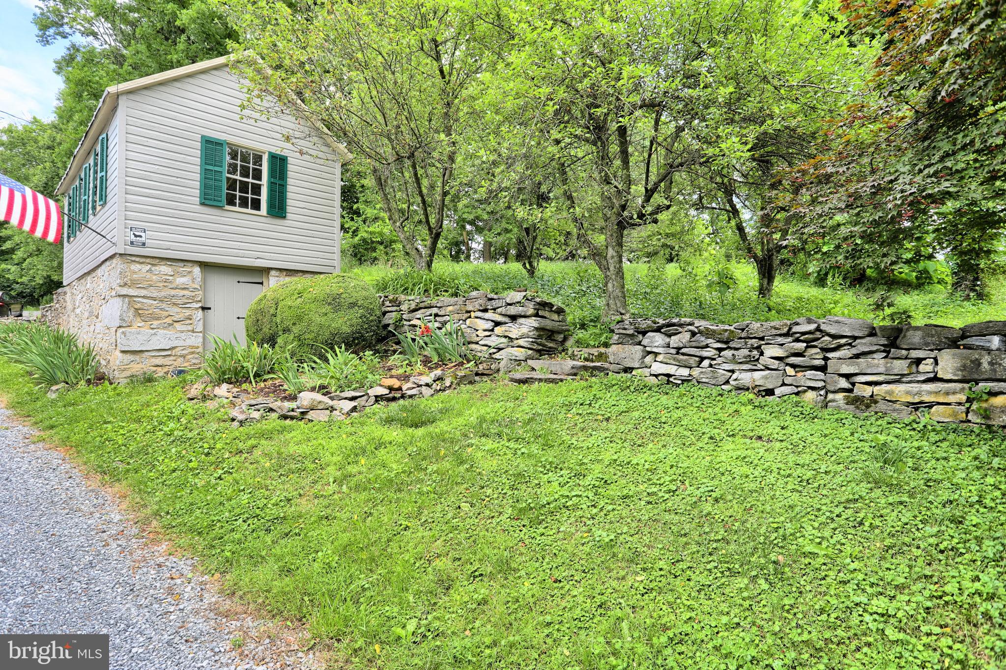 1446 Lutztown Road Boiling Springs, PA 17007 - Photo 10 of 104 Gallery Image 10