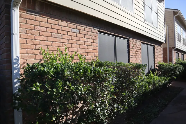 $162,500 | 5005 Georgi Lane, Unit 194, Houston, TX 77092