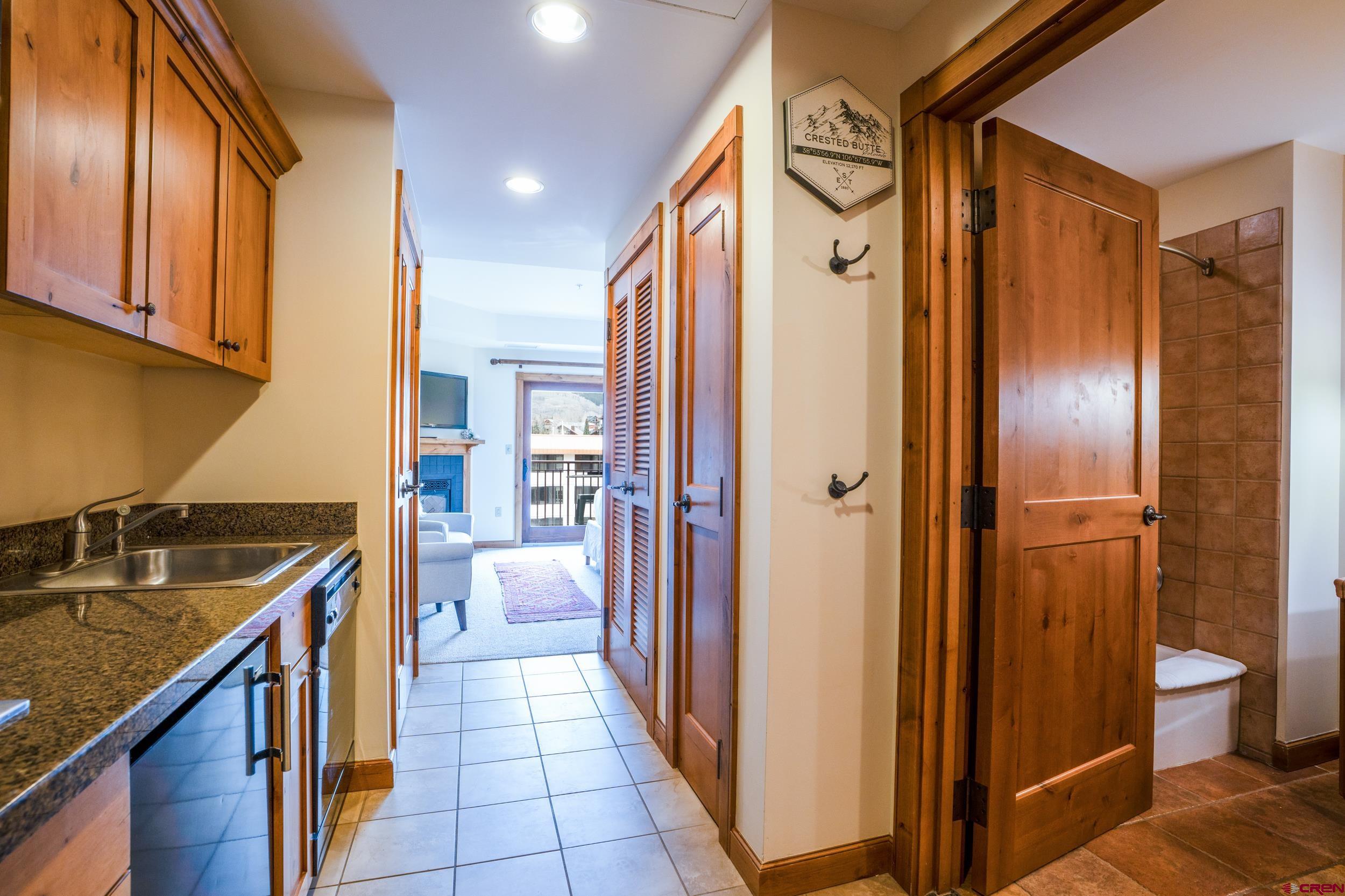 620 Gothic Road, Unit 403 Crested Butte, CO 81225 - Photo 3 of 34