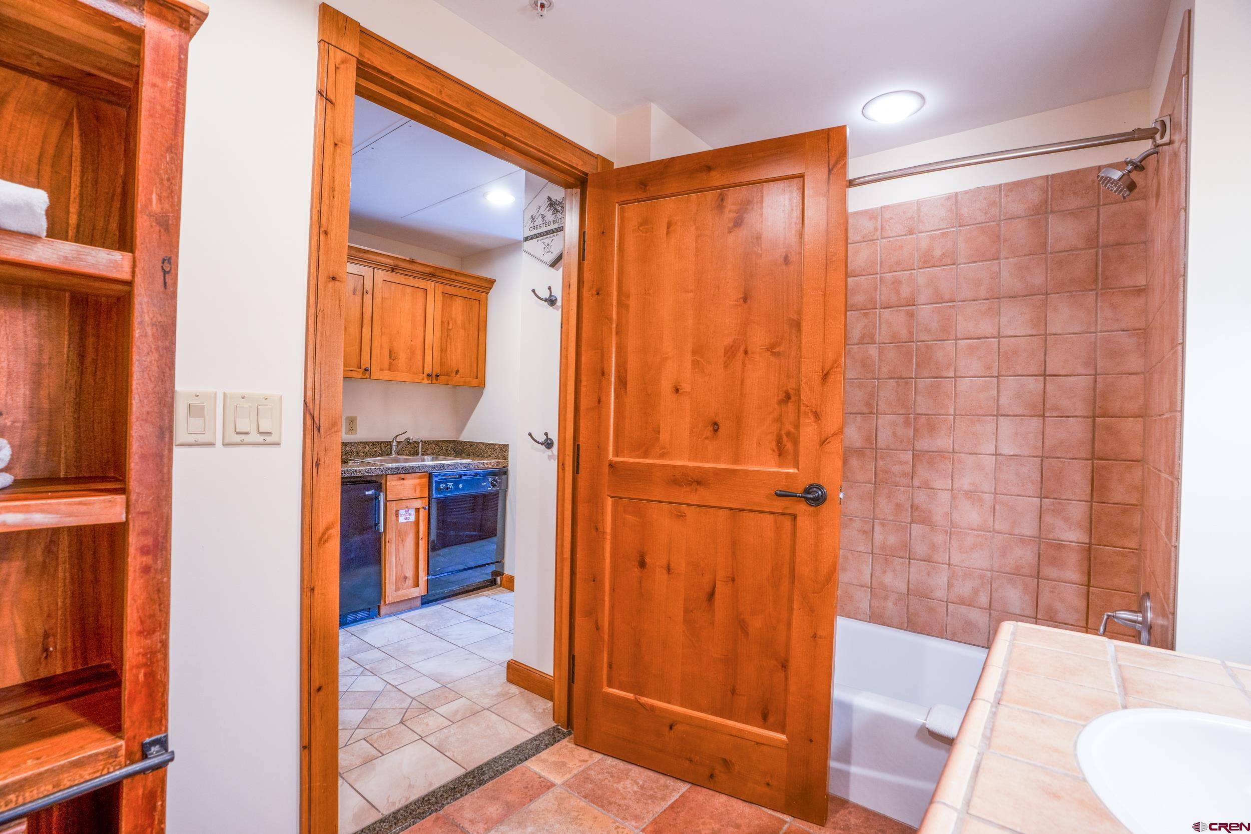 620 Gothic Road, Unit 403 Crested Butte, CO 81225 - Photo 9 of 34