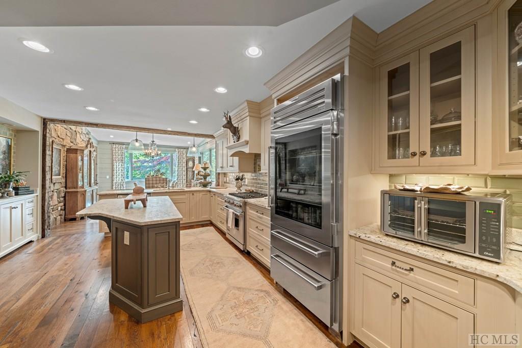 160 Down Ridge Road Sapphire, NC 28774 - Photo 17 of 68 Gallery Image 17
