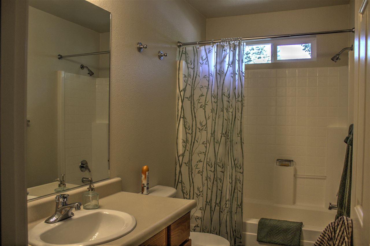 10105 Pine Cone Road Truckee, CA 96161 - Photo 11 of 14 Gallery Image 11
