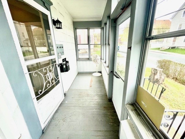7 Ekman Street Worcester, MA 01607 - Photo 6 of 38