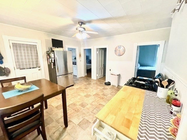 7 Ekman Street Worcester, MA 01607 - Photo 9 of 38