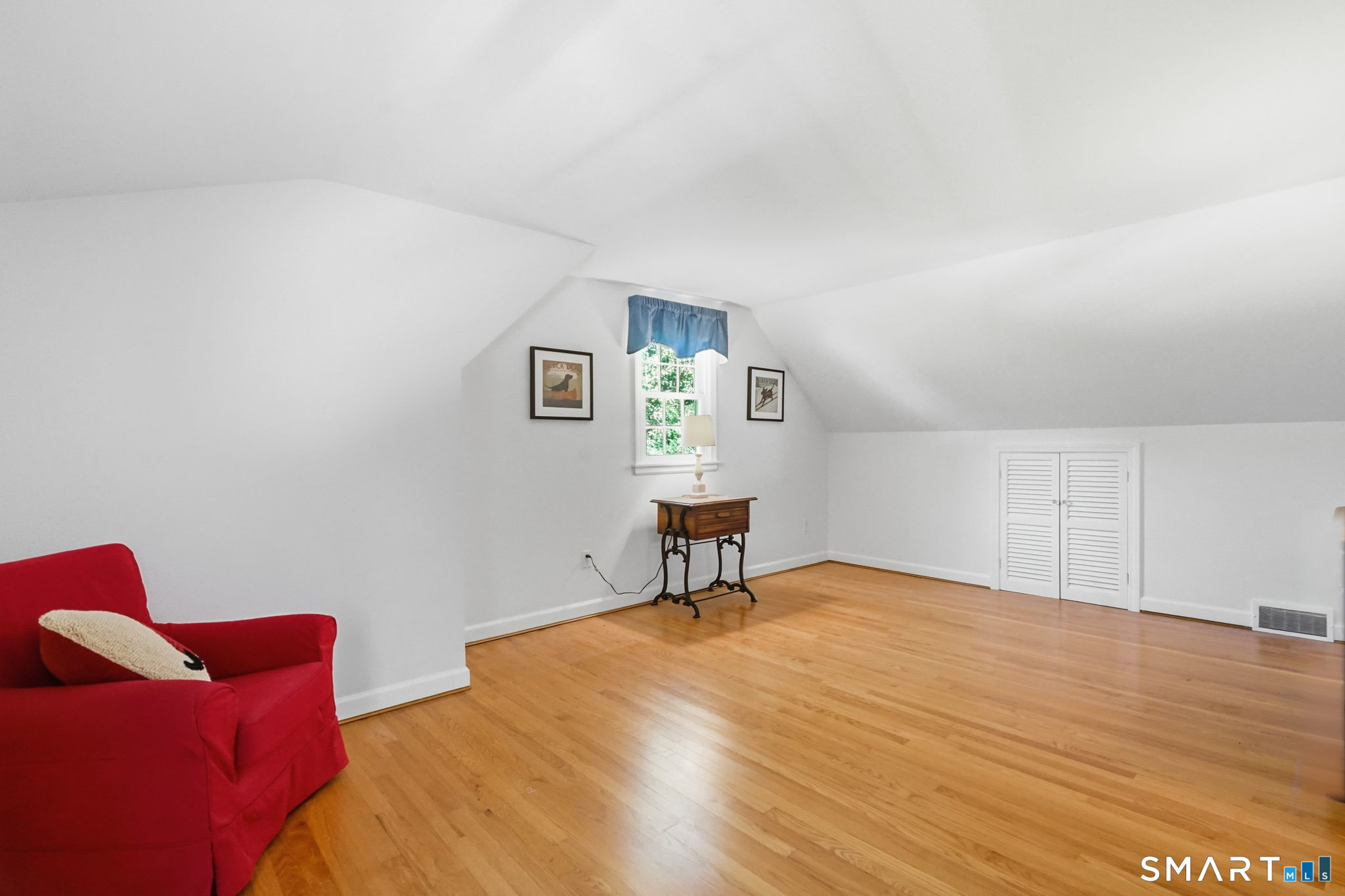 22 Chestnut Hill Road Simsbury, CT 06092 - Photo 28 of 39 Gallery Image 28